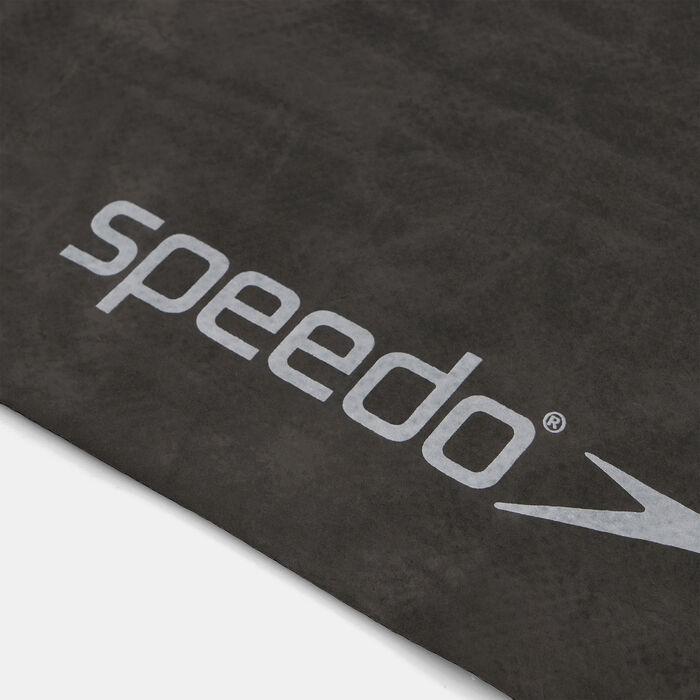 Speedo Sports Towel Black image number 2