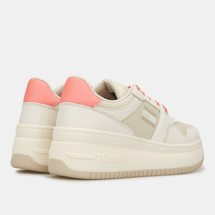 Tommy Hilfiger Women's Retro Flatform Basketball Shoe Beige Tommy Hilfiger Women's Retro Flatform Basketball Shoe Beige image number 2
