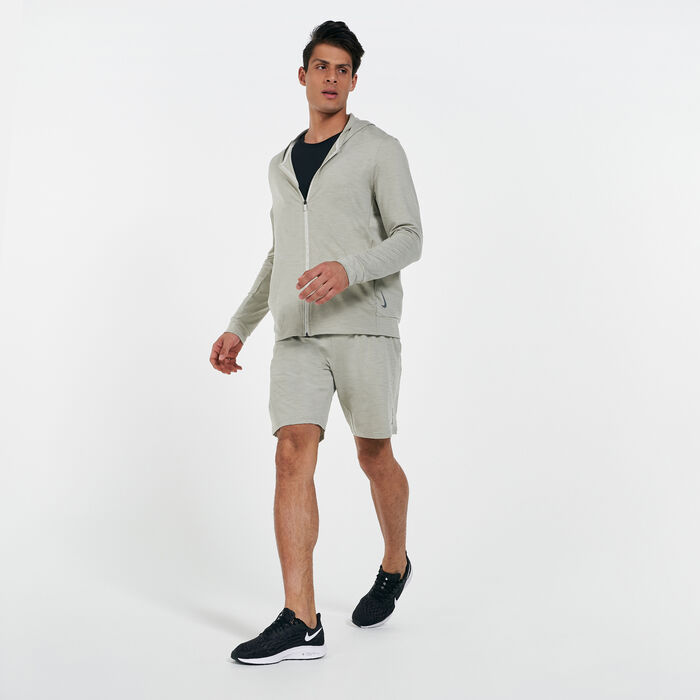 Nike Men's Dri-FIT Hyperdry Yoga Hoodie Grey Nike Men's Dri-FIT Hyperdry Yoga Hoodie Grey image number 2