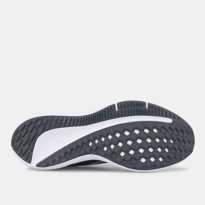 Nike Women's Winflo 10 Road Running Shoe Black Nike Women's Winflo 10 Road Running Shoe Black image number 4