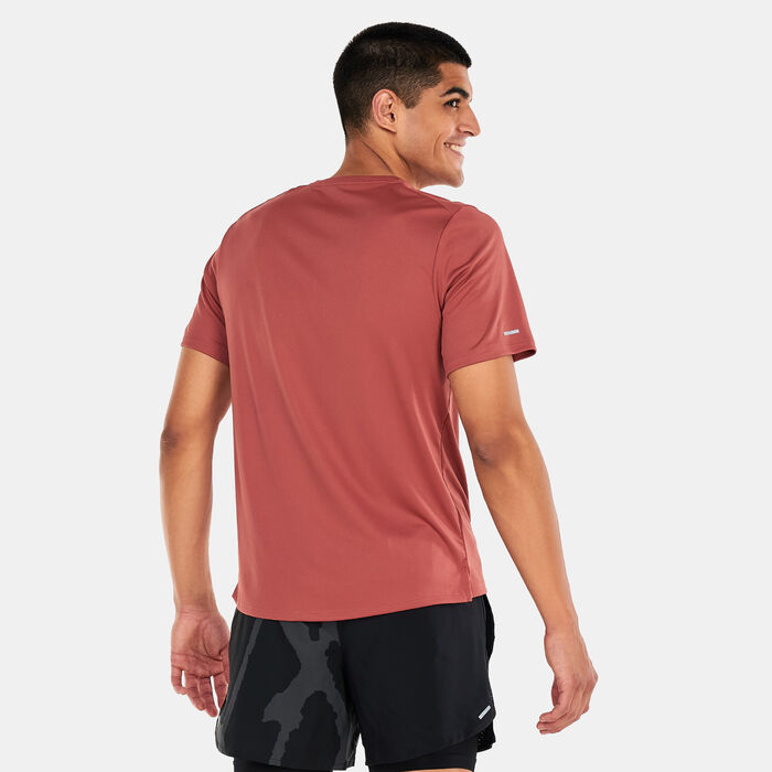 Nike Men's Dri-FIT UV Miler Run Division Graphic T-Shirt Red Nike Men's Dri-FIT UV Miler Run Division Graphic T-Shirt Red image number 1