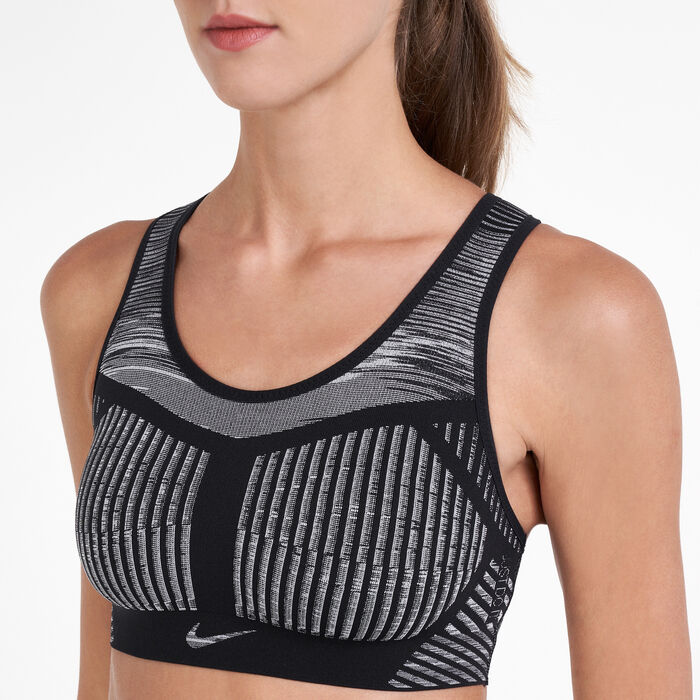 Nike Women's Phenom Flyknit Sports Bra Grey Nike Women's Phenom Flyknit Sports Bra Grey image number 3