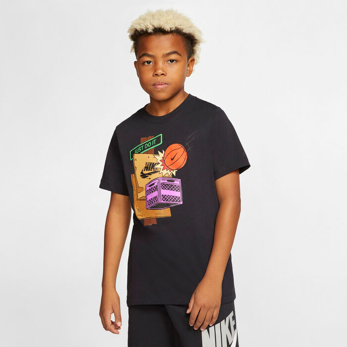 Nike Kids' Sportswear Basketball T-Shirt (Older Kids) Black Nike Kids' Sportswear Basketball T-Shirt (Older Kids) Black image number 0