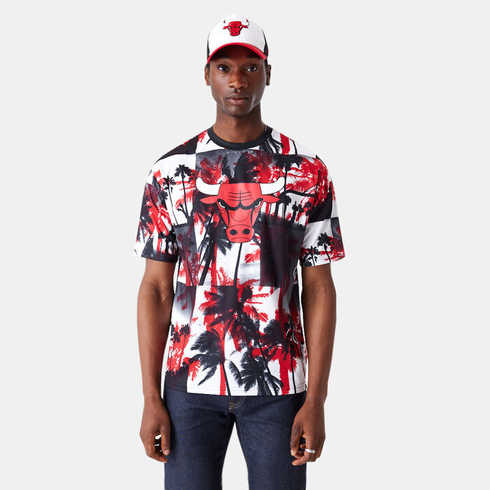 New Era Men's NBA Chicago Bulls Palm Tree T-Shirt Red New Era Men's NBA Chicago Bulls Palm Tree T-Shirt Red image number 0