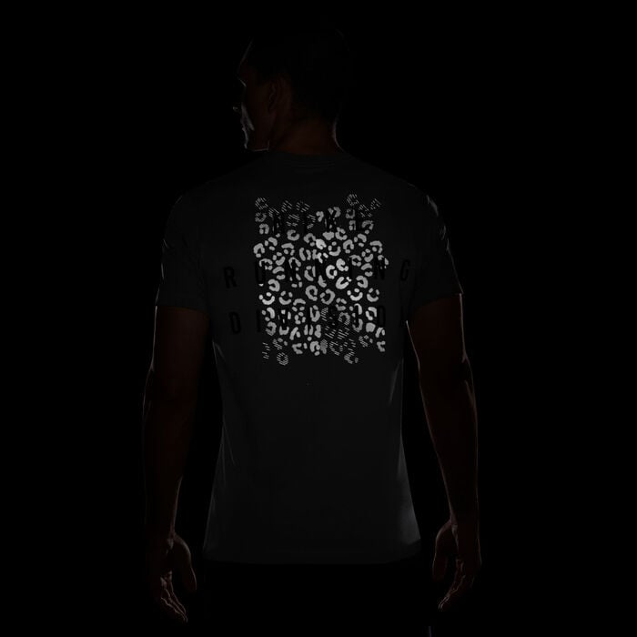 Nike Men's Dri-FIT Running T-Shirt Grey Nike Men's Dri-FIT Running T-Shirt Grey image number 3