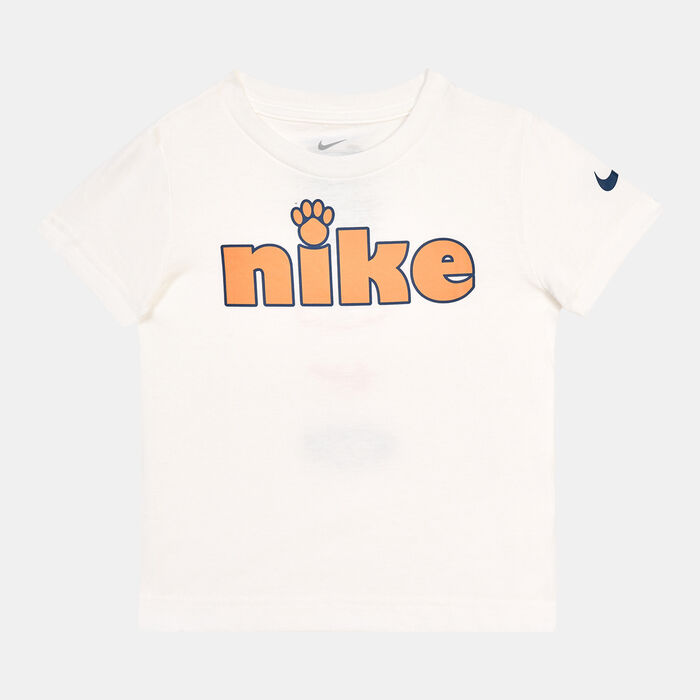 Nike Kids' Track Pack Graphic T-Shirt (Baby and Toddler) White Nike Kids' Track Pack Graphic T-Shirt (Baby and Toddler) White image number 0