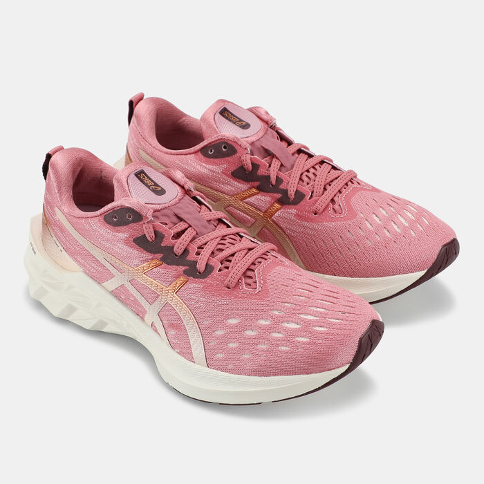 ASICS Women's Novablast 2 Shoe Pink image number 1