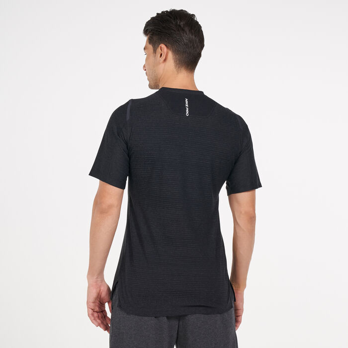 Nike Men's Pro NPC T-Shirt Black Nike Men's Pro NPC T-Shirt Black image number 1