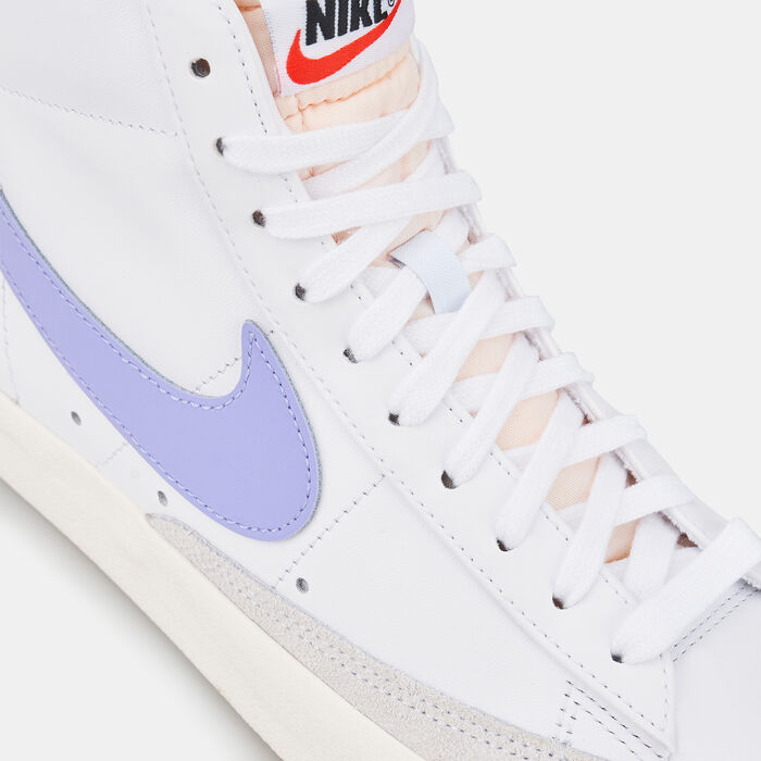 Nike Women's Blazer Mid '77 Shoes White Nike Women's Blazer Mid '77 Shoes White image number 4