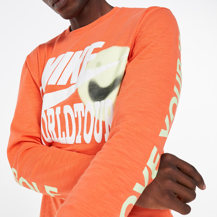 Nike Men's Sportswear World Tour T-Sweatshirt Orange Nike Men's Sportswear World Tour T-Sweatshirt Orange image number 3