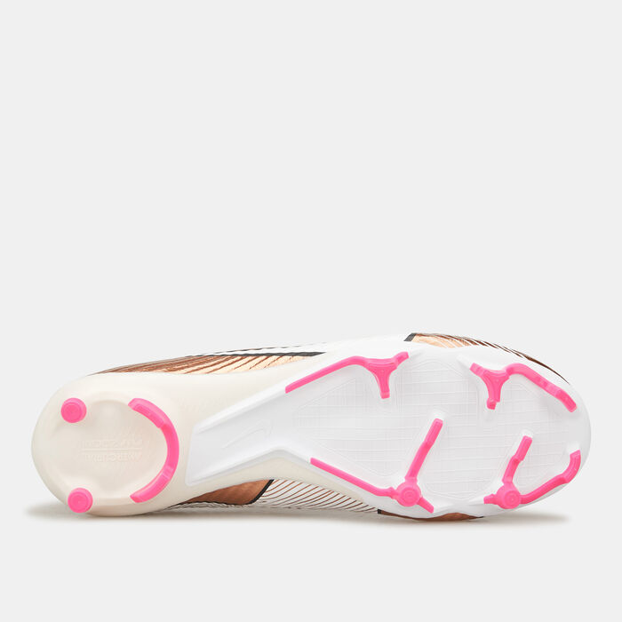 Nike Men's Zoom Mercurial Vapor 15 Academy Multi Ground Football Shoe Gold image number 3