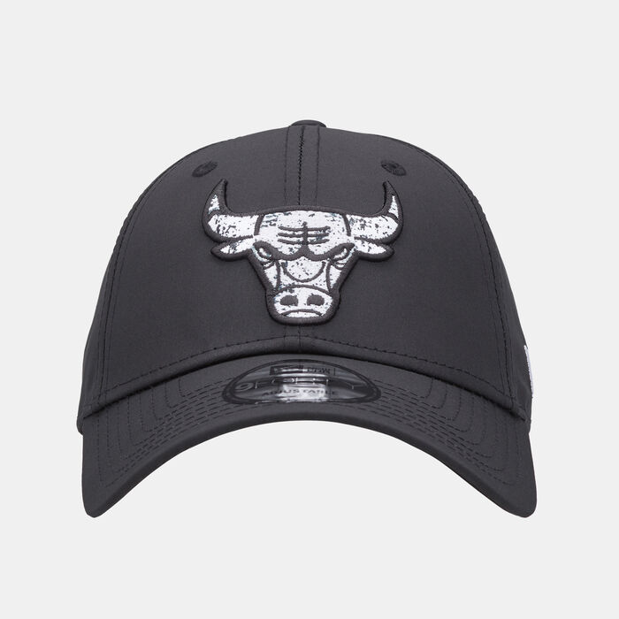 New Era Men's Chicago Bulls 9FORTY Cap Black image number 0