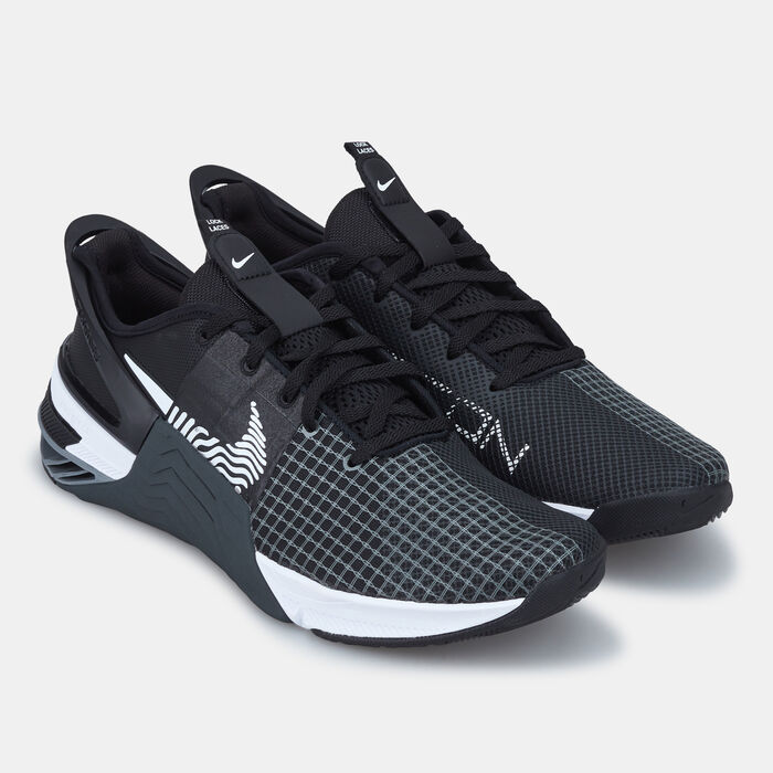 Nike Men's Metcon 8 FlyEase Training Shoe Black Nike Men's Metcon 8 FlyEase Training Shoe Black image number 1