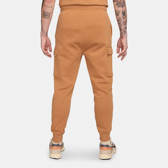 Nike Men's Sports Club Cargo Pants Brown Nike Men's Sports Club Cargo Pants Brown image number 1