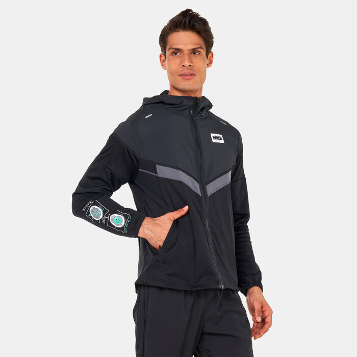 Nike Men's Windrunner D.Y.E. Running Jacket Grey Nike Men's Windrunner D.Y.E. Running Jacket Grey image number 0