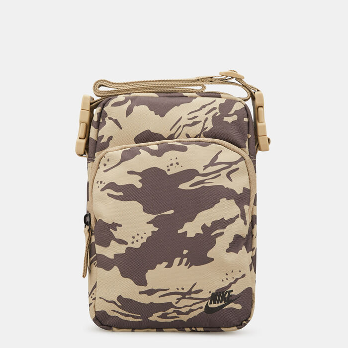Nike Men’s Heritage Camo Crossbody Bag Green image number 0