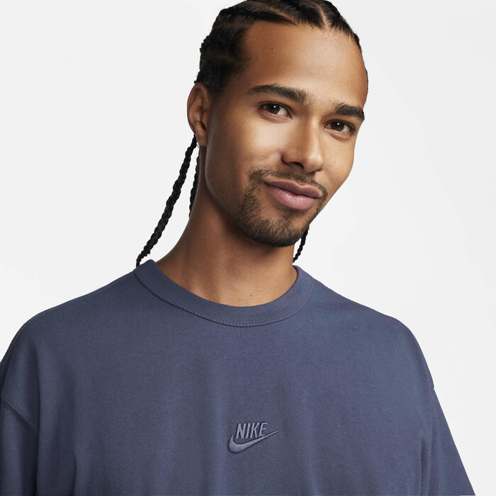 Nike Men's Sportswear Premium Essentials T-Shirt Blue Nike Men's Sportswear Premium Essentials T-Shirt Blue image number 2