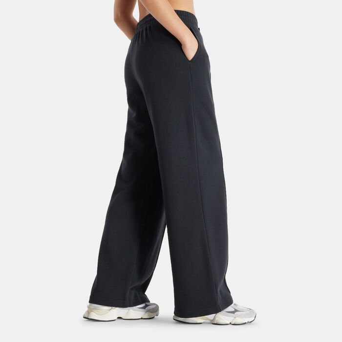 New Balance Women's French Terry Wide Leg Pants Black image number 2