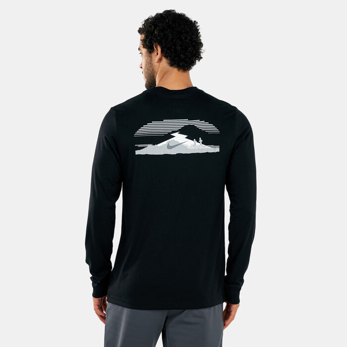Nike Men's Dri-FIT Trail Running T-Shirt Black Nike Men's Dri-FIT Trail Running T-Shirt Black image number 1
