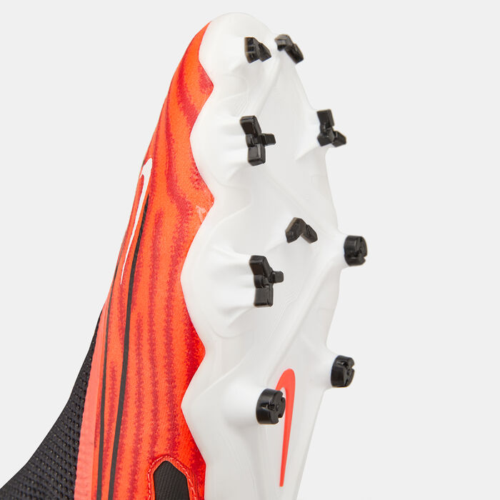 Nike Men's Phantom GX Pro Dynamic Fit Firm-Ground Football Shoe Red image number 5