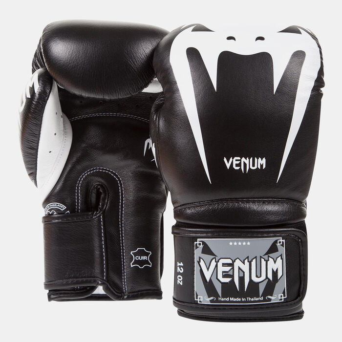 Venum Giant 3.0 Boxing Gloves Black image number 3