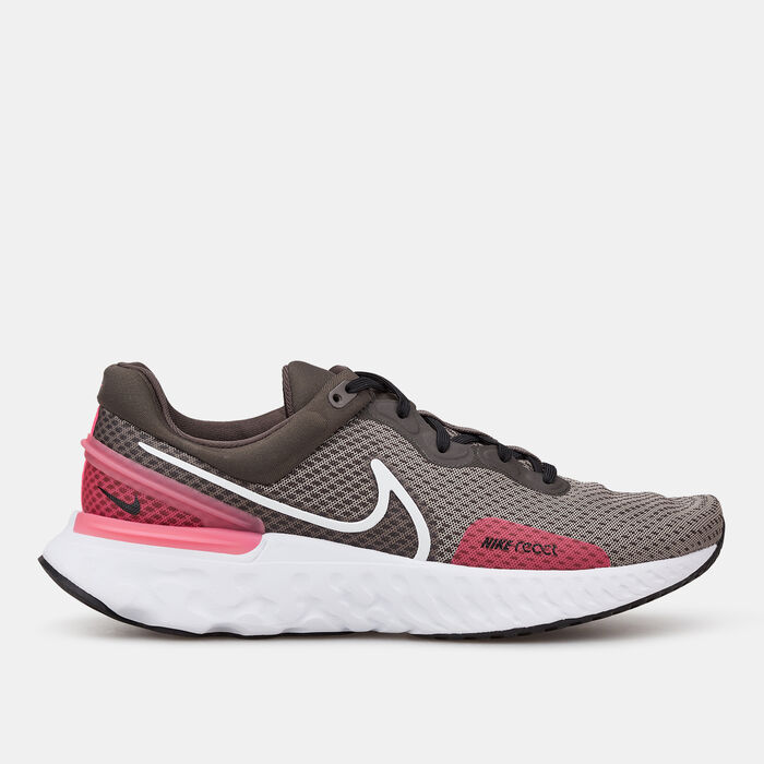 Nike Men's React Miler 3 Road Running Shoe Grey Nike Men's React Miler 3 Road Running Shoe Grey image number 0