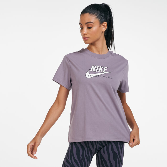 Nike Women's Sportswear Heritage T-Shirt Purple Nike Women's Sportswear Heritage T-Shirt Purple image number 0