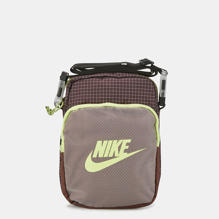 Nike Heritage 2.0 Small Items Crossbody Bag Brown Nike Heritage 2.0 Small Items Crossbody Bag Brown image number 0