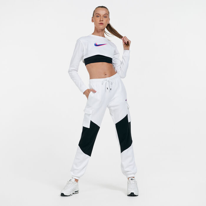 Nike Women's Sportswear Long Sleeve T-Shirt White Nike Women's Sportswear Long Sleeve T-Shirt White image number 2