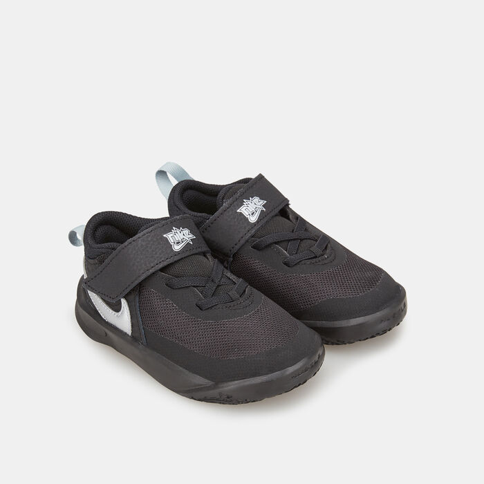 Nike Kids' Team Hustle D 10 Shoe Black Nike Kids' Team Hustle D 10 Shoe Black image number 1