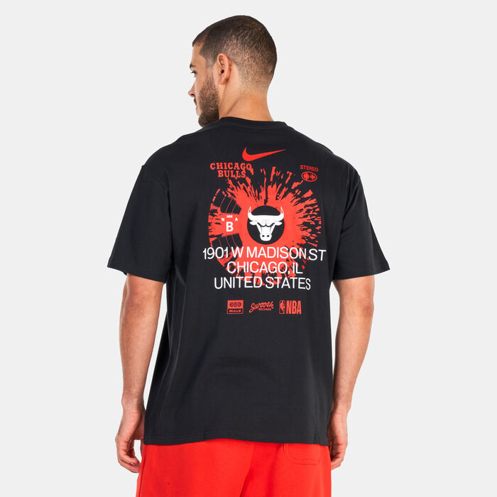 Nike Men's NBA Chicago Bulls Max90 T-Shirt Black Nike Men's NBA Chicago Bulls Max90 T-Shirt Black image number 1