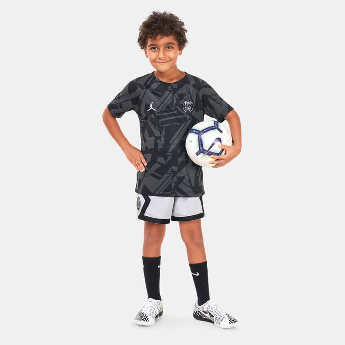 Nike Kids’ Paris Saint-Germain Dri-FIT Pre-Match Football T-Shirt (Older Kids) Grey Nike Kids’ Paris Saint-Germain Dri-FIT Pre-Match Football T-Shirt (Older Kids) Grey image number 2