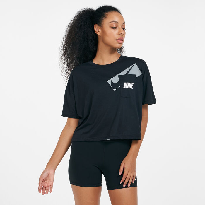 Nike Women's Dri-FIT Graphic Training Crop Top Black Nike Women's Dri-FIT Graphic Training Crop Top Black image number 0