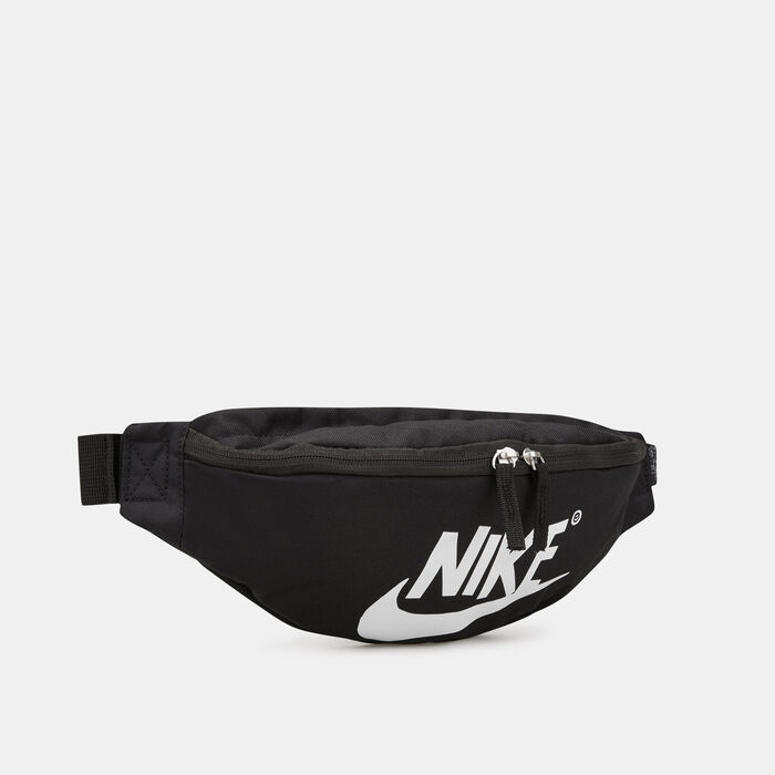 Nike Men's Heritage Hip Pack (3L) Black Nike Men's Heritage Hip Pack (3L) Black image number 2