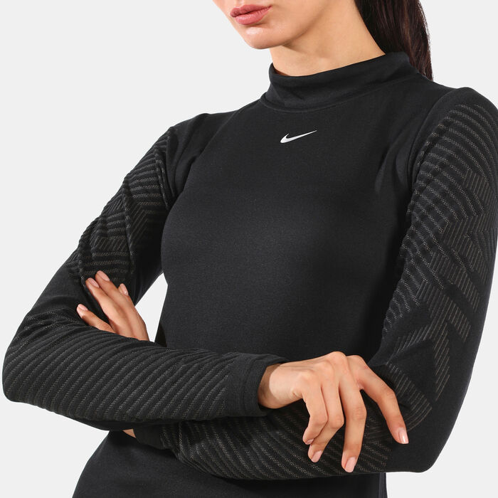 Nike Women's Therma-fit Long Sleeve T-Shirt Black image number 3