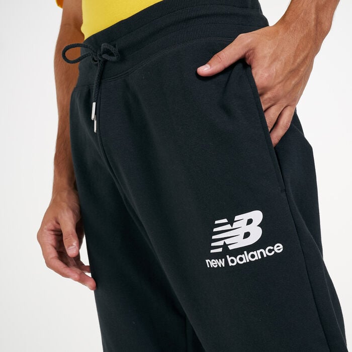 New Balance Men's Essentials Stacked Logo Sweatpants Black New Balance Men's Essentials Stacked Logo Sweatpants Black image number 3