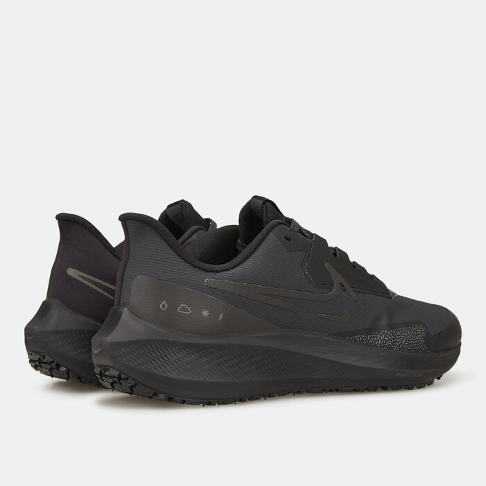 Nike Men’s Air Zoom Pegasus 39 Shield Road Running Shoe Black Nike Men’s Air Zoom Pegasus 39 Shield Road Running Shoe Black image number 3