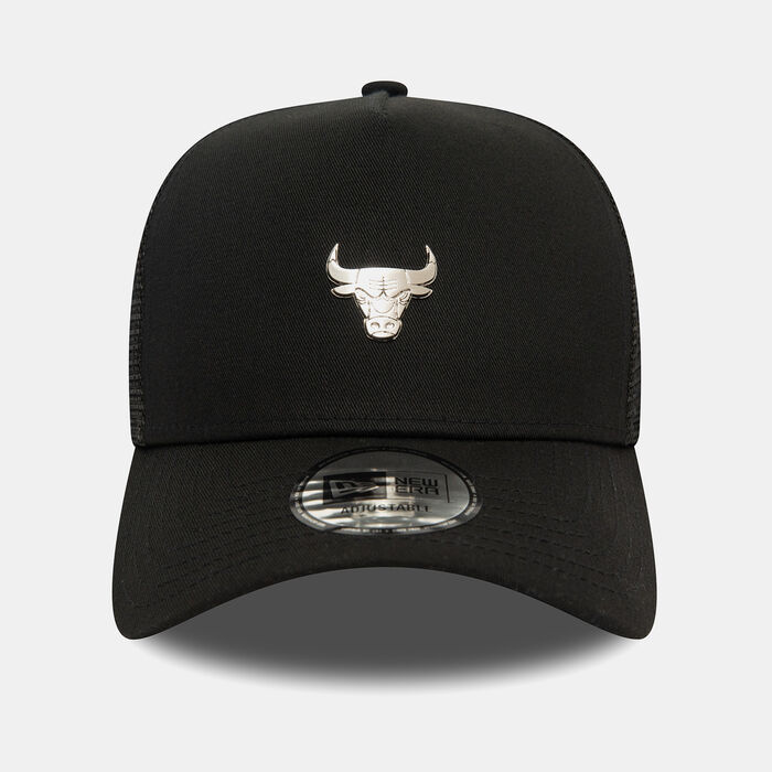 New Era Men's NBA Chicago Bulls Metallic Trucker Cap Black New Era Men's NBA Chicago Bulls Metallic Trucker Cap Black image number 0