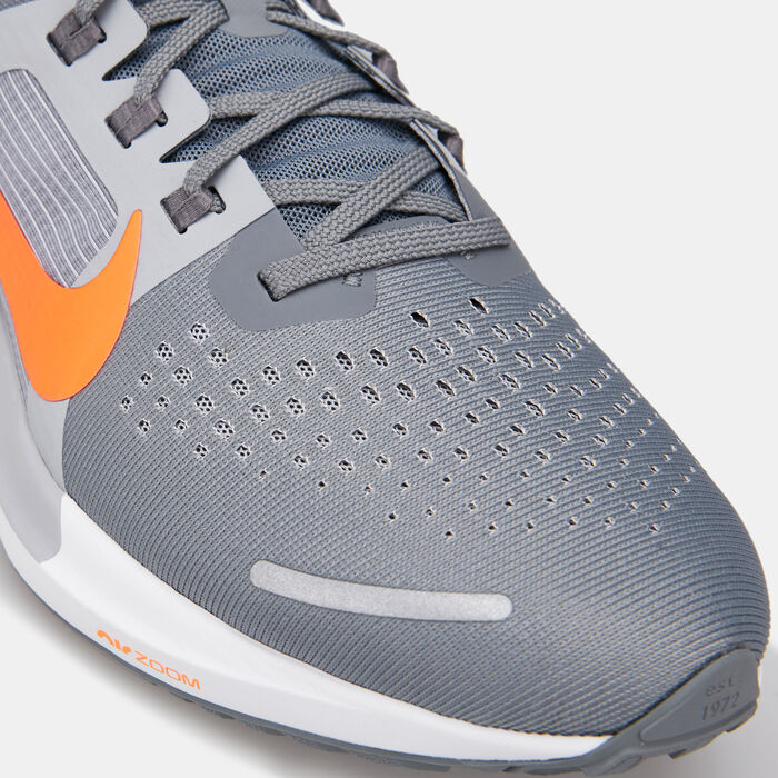 Nike Men's Air Zoom Vomero 15 Shoe Multi Nike Men's Air Zoom Vomero 15 Shoe Multi image number 3