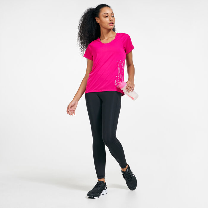 Nike Women's Icon Clash Miler T-Shirt Red Nike Women's Icon Clash Miler T-Shirt Red image number 2