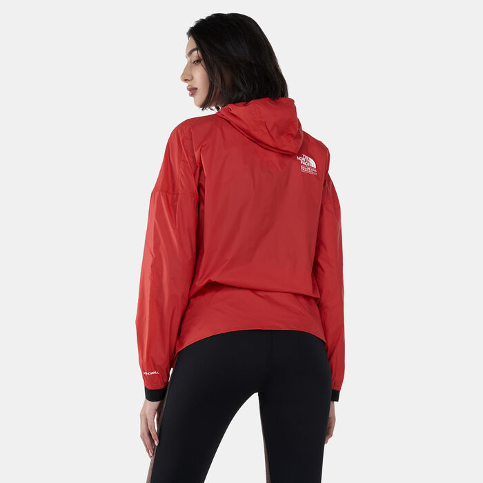 The North Face Women's Windbreaker Jacket Red The North Face Women's Windbreaker Jacket Red image number 1