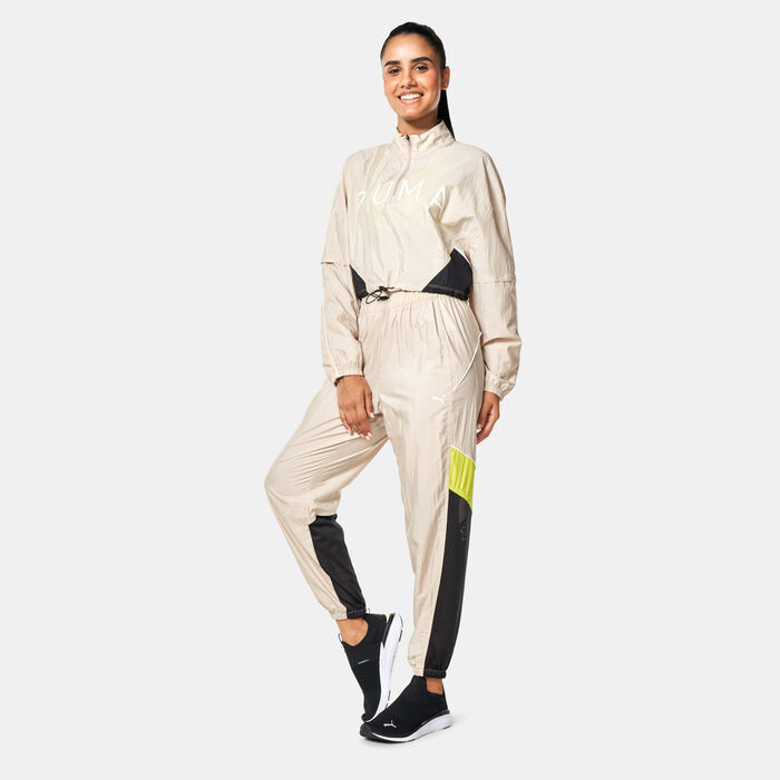 PUMA Women's Fit Move Cropped Training Jacket Beige PUMA Women's Fit Move Cropped Training Jacket Beige image number 2