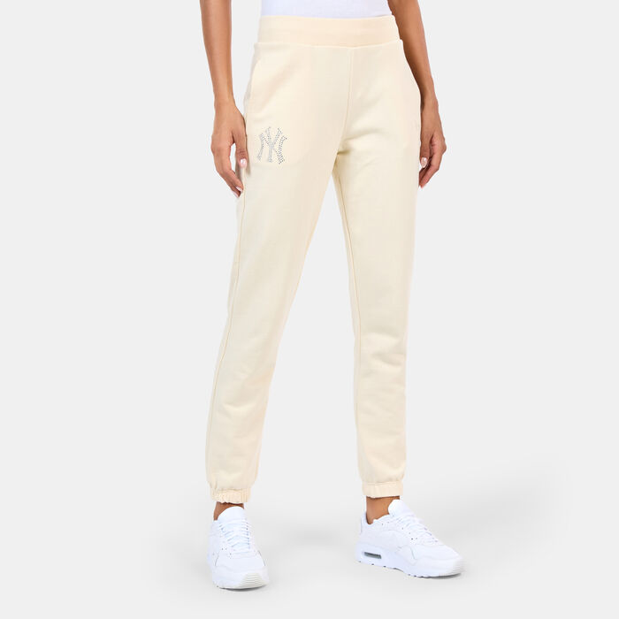 New Era Women's MLB New York Yankees Diamante Joggers Beige New Era Women's MLB New York Yankees Diamante Joggers Beige image number 0