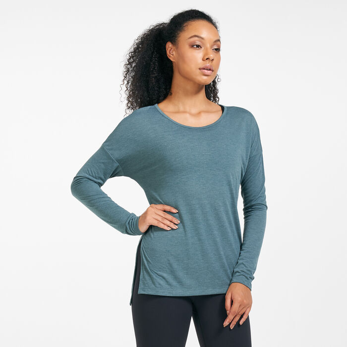 Nike Women's Yoga Layer T-Shirt Green image number 0