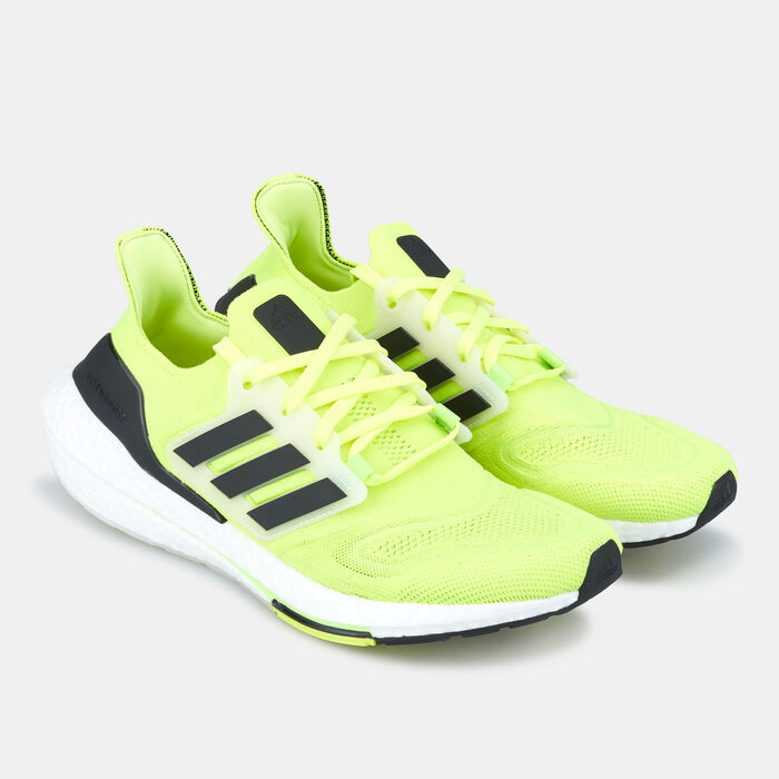 adidas Men's Ultraboost 22 Shoe yellow adidas Men's Ultraboost 22 Shoe yellow image number 1