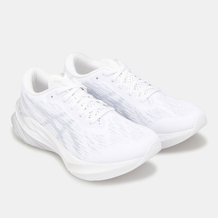 ASICS Women's NOVABLAST 3 Shoe White ASICS Women's NOVABLAST 3 Shoe White image number 1
