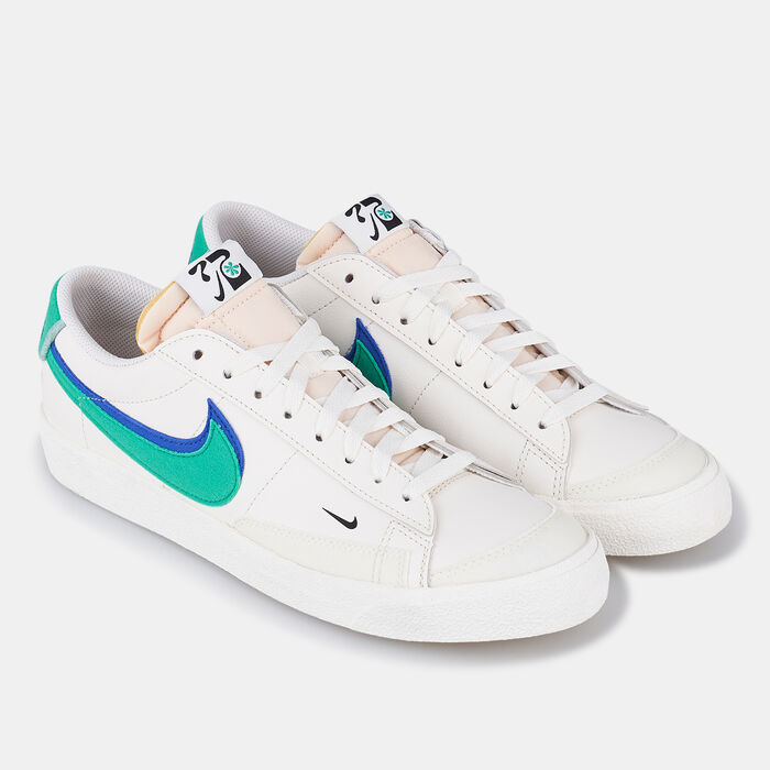 Nike Men's Blazer Low '77 SE Shoe Black Nike Men's Blazer Low '77 SE Shoe Black image number 1