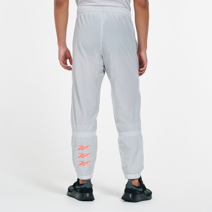 Reebok Men's Meet You There Ollie Joggers Grey Reebok Men's Meet You There Ollie Joggers Grey image number 1