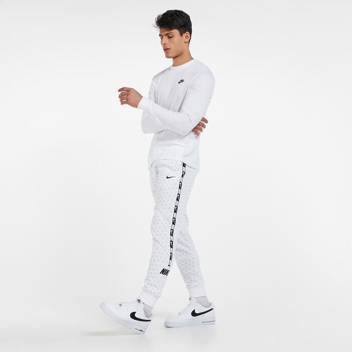 Nike Men's Repeat Fleece Jogger Pants White Nike Men's Repeat Fleece Jogger Pants White image number 2