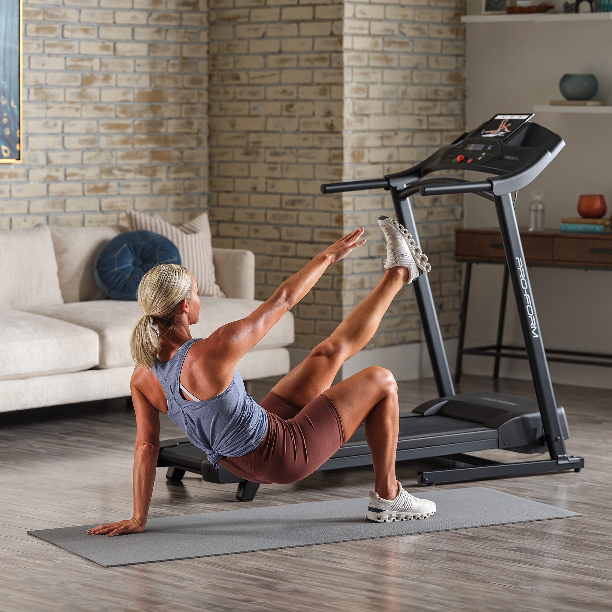 Cadence 4.0 Treadmill Multi ProForm in Qatar SSS